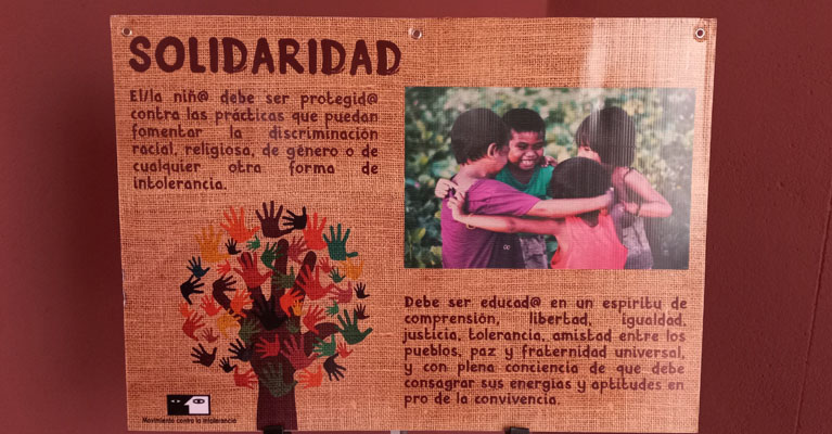 En el Colegio Rafaela María de Valladolid reflexionamos y valoramos los derechos de la infancia.